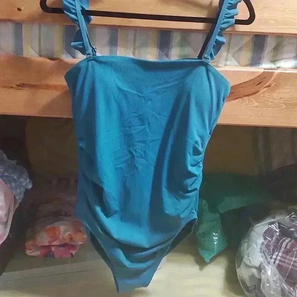 ☆☆☆Swimsuit one piece - Picture 1 of 8